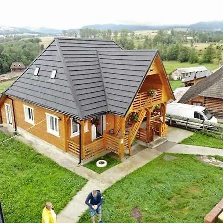 Casa Cupcea Holiday home *